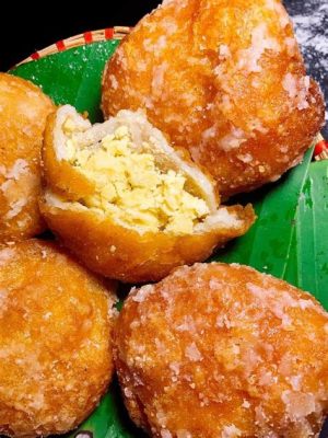  Bánh Rán Yueyang:  Crispy Fried Dough Meets Aromatic Savory Fillings?